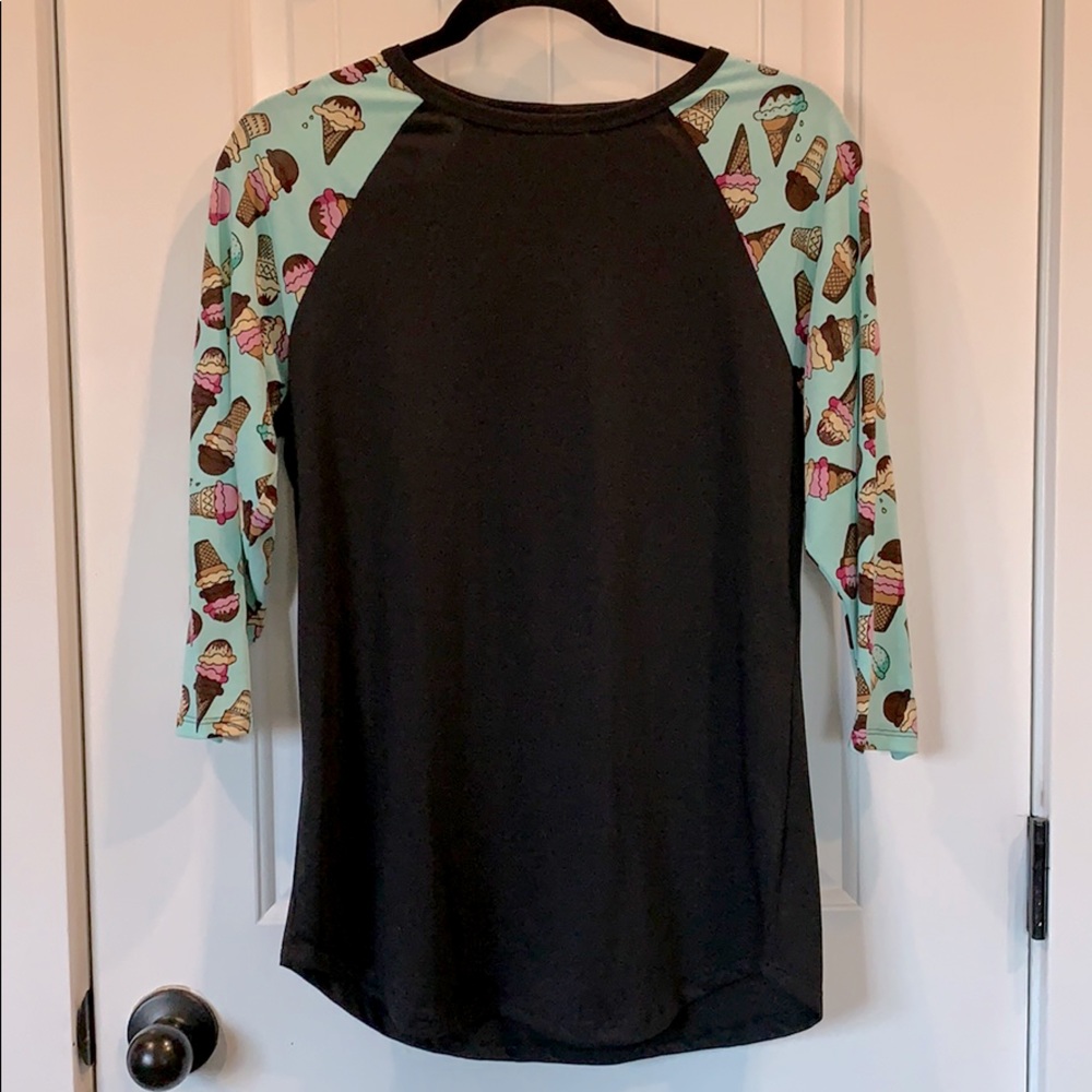 LuLaRoe Randy - 3/4 Sleeve Top